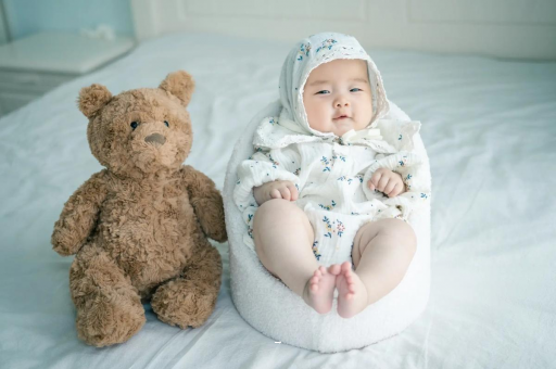 安陆宝宝眼眶发红